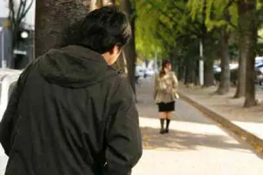 4か月ぶりに筑紫女の姿を見てほほ笑む。