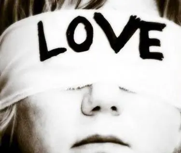 朝に見せられる「クリスマスプレゼント」にダメージ。