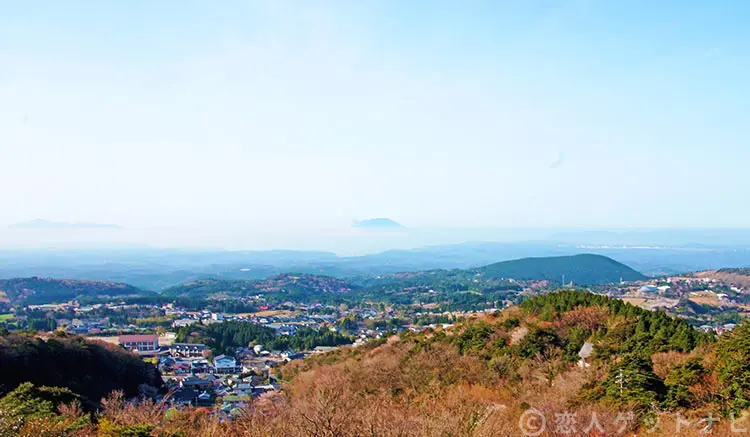 霧島神宮から見える桜島