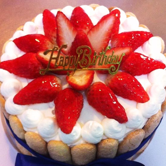 誕生日ケーキ